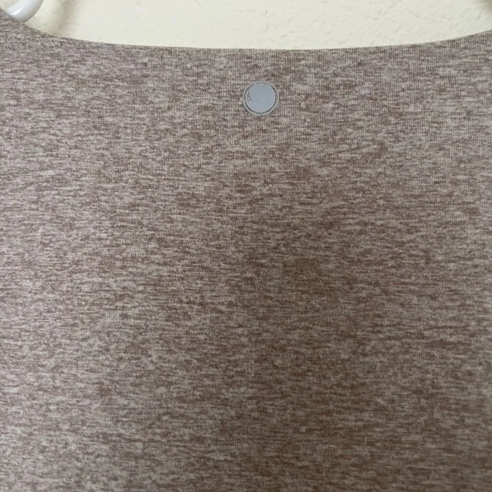 NWOT Yogalicious Lux Cropped Tank Top L